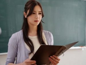Cô giáo xinh đẹp phải lòng học sinh của mình - Miu Shiromine