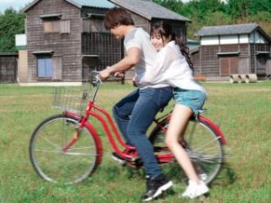 Rủ cô bạn cùng phòng chịch nhau