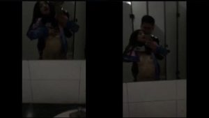 Chơi cô bồ doggy dâm dục