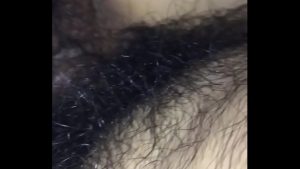 Chich bé nyc dâm sung sướng