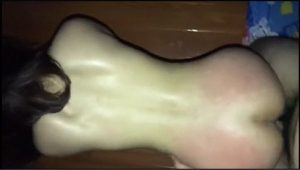 Vỗ đít dâm chịch đỏ mông
