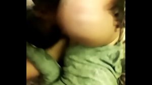 Chơi gái sướng tê hết lông