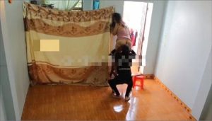 Chị hàng xóm dâm dục của tôi ơi
