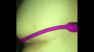 Lồn dâm chơi sextoy trong bím