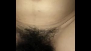 Cưỡi bướm múp với bạn trai