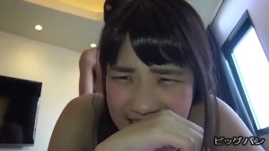 Cặp đôi nứng chuyên bán video khiêu dâm