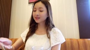 Chịch đút bướm đĩ khát dục