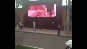 Sex China News ngay trên sóng truyền hình công cộng
