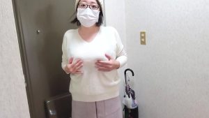 Em gái dâm nứng lồn gợi cảm khoe hàng