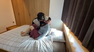 Đụ nhau cùng em gái dâm nứng lồn trong khách sạn