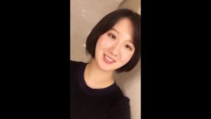 Con em hàng nứng nhiều nước tự sử cùng cu giả