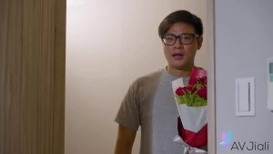 Mua hoa tính tạo bất ngờ cho vợ mà vợ làm cho quả sốc quá
