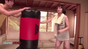 Gạ chịch cô em xinh quyến rũ dâm nứng vô cùng
