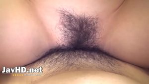 Cưỡi ngựa phê lút cán em bé làm anh sướng chim